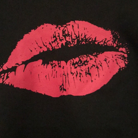 Pink lips sweatshirt💋 - Picture 6 of 6